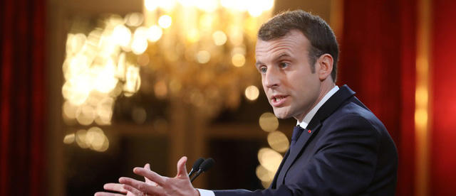 Tổng thống Pháp Emmanuel Macron thông báo viện trợ nhân đạo 50 triệu euro cho Syria. Ảnh : Reuters