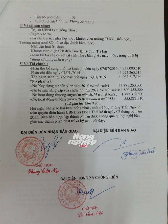 Biên bản bàn giao chức Chủ tịch xã thể hiện phần công nợ của UBND xã Đồng Thái.