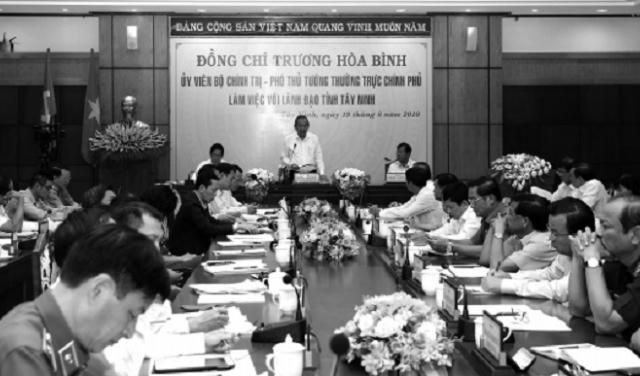 Loại ra khỏi bộ máy công chức tha hóa, bảo kê tội phạm