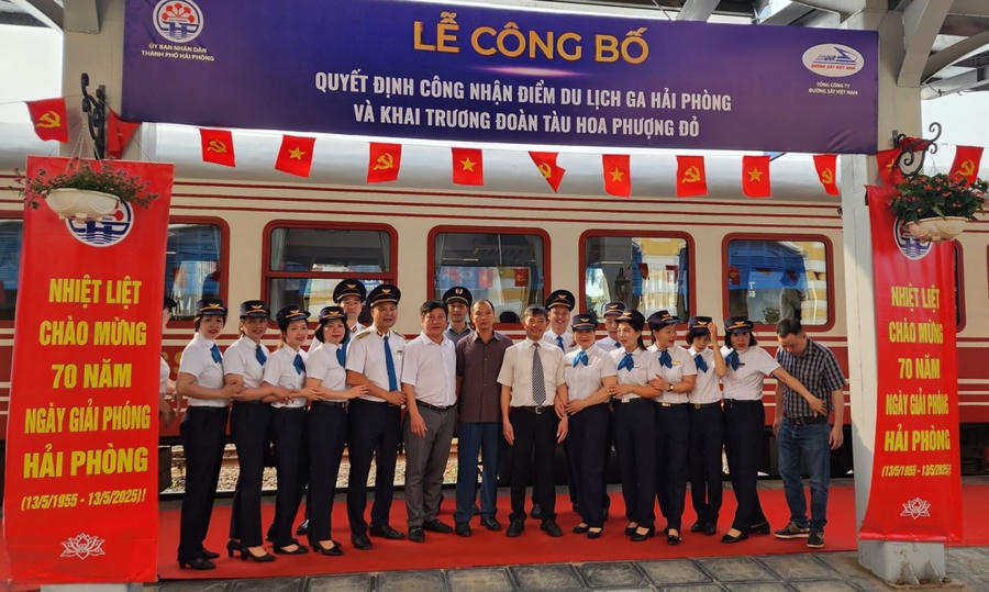 Lễ công bố điểm du lịch ga Hải Phòng và khai trương tàu hỏa Hoa Phượng Đỏ