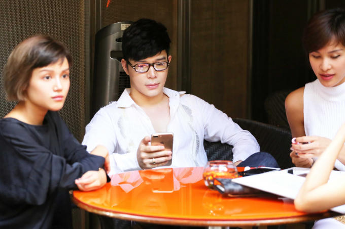 Nathan Lee lần đầu giới thiệu