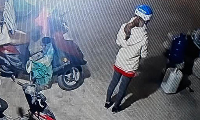 Hình ảnh cuối cùng của nữ sinh đi giao gà được trích xất từ camera.