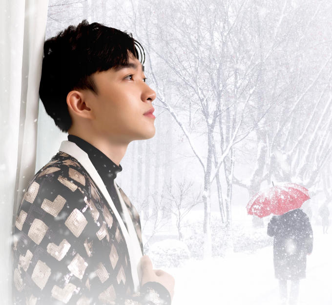 Trong Album CD lần này có đến 14 ca khúc, trong đó còn có sự hòa giọng đặc biệt với Phương Mỹ Chi trong ca khúc "Đính ước".