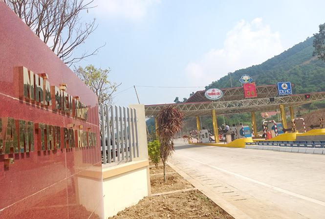 Dự án BOT Hòa Lạc - Hòa Bình vẫn chưa thu phí. Ảnh trạm thu phí dự án đặt tại Hòa Bình.