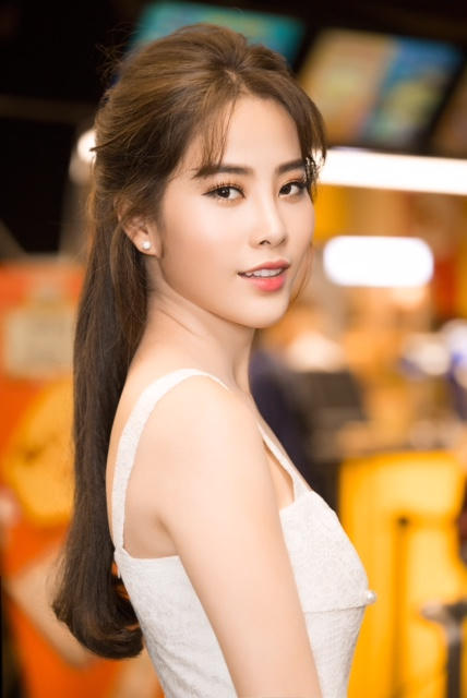 Nam Em khẳng định cô sẽ không là bình hoa di động.