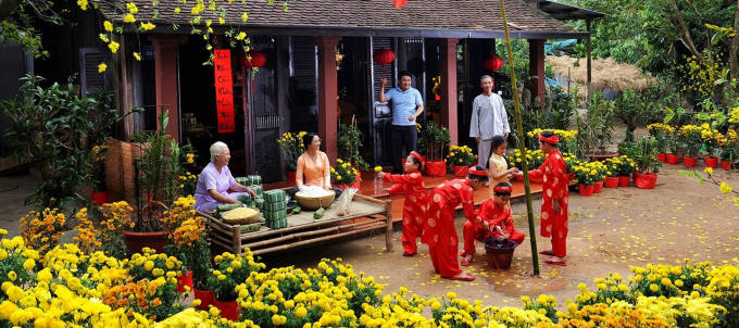 Không phải tất cả các phong tục, tập quán liên quan đến tết đều còn phù hợp.