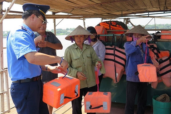 Cần Thơ kiên quyết đình chỉ các phương tiện, bến đò ngang không phép. (Ảnh minh họa)