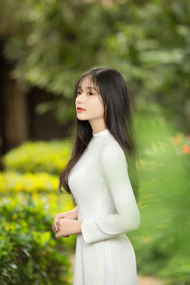 Trúc thích đi đây đó để mở rộng vốn hiểu biết, có thêm những kinh nghiệm sống phong phú. (Ảnh: Quan Huy)
