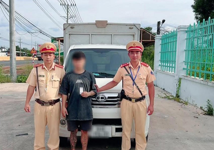 Tài xế xe tải dương tính với ma tuý.