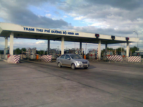 Trạm thu phí đường bộ Ninh An.