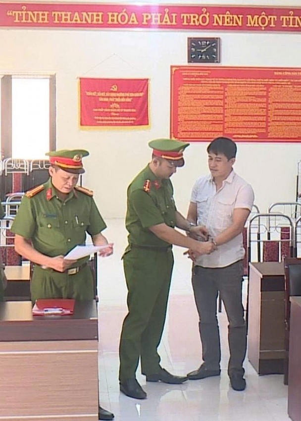 Thi hành lệnh bắt tạm giam đối với Nguyễn Ngọc Thành.