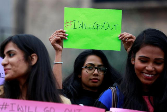 Những phụ nữ Ấn Độ tham gia cuộc biểu tình ở New Delhi hôm 21/1. (Ảnh: Reuters)
