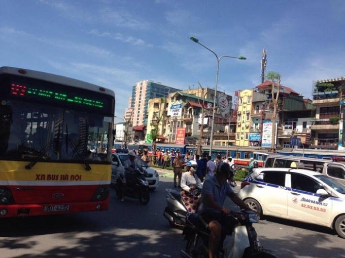 Hà Nội: Nữ sinh 15 tuổi chết thảm vì chưa quen xe máy điện