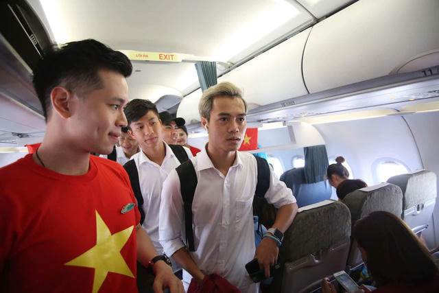 Tiền đạo Văn Toàn