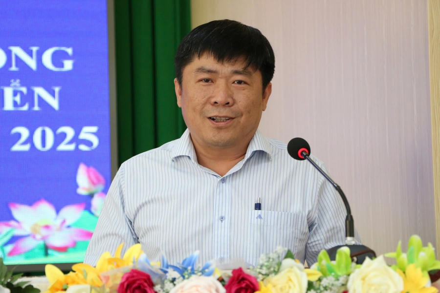 Ông Mai Quốc Thắng - Chủ tịch UBND thành phố Hà Tiên phát biểu tại Hội nghị