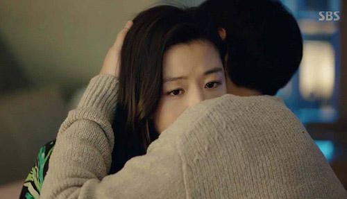 Huyền thoại biển xanh tập 17: Joon Jae kh&oacute;c hết nước mắt khi bố qua đời