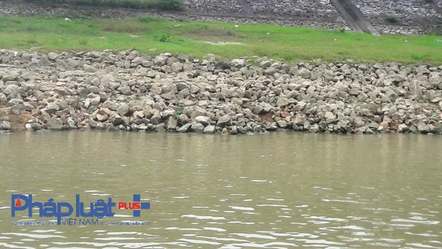 Kỳ 3 - Sạt kè bờ sông tiền tỷ ở Vĩnh Phúc: Những hình ảnh biết nói?