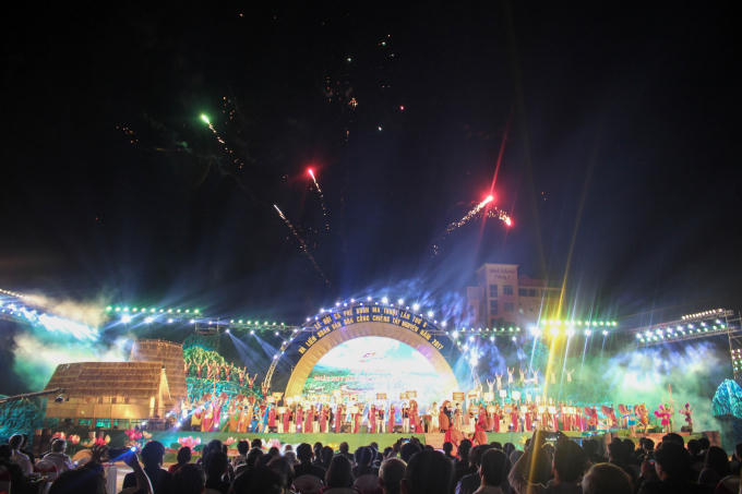 Lễ khai mạc Lễ hội Cà phê Buôn Ma Thuột lần thứ 6 và Liên hoan Văn hóa Cồng chiêng Tây Nguyên năm 2017.