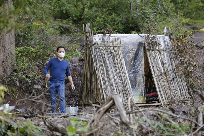 Bố ơi tập 6: M&agrave;n tỏ t&igrave;nh b&aacute; đạo của Ch&iacute;p s&uacute;n trong rừng s&acirc;u