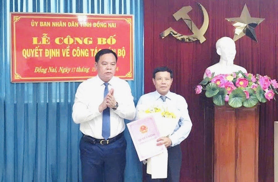 Chủ tịch UBND tỉnh Đồng Nai Võ Tấn Đức chúc mừng ông Phạm Thanh Hải.