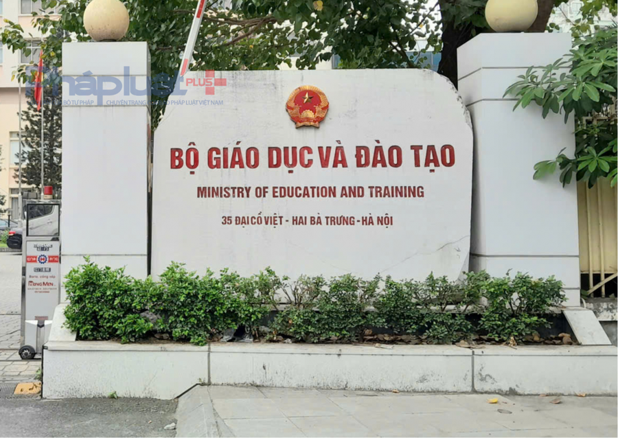 Bộ Giáo dục và Đào tạo đang xây dựng lộ trình chuẩn bị tổ chức thi trên máy tính. (Ảnh: N. Trường).