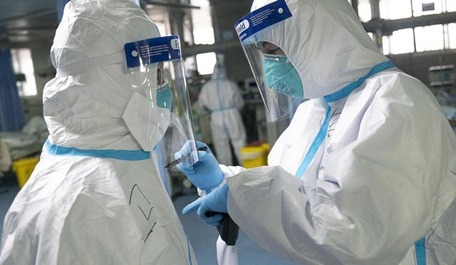 Số người nhiễm virus corona ở Trung Quốc chính thức vượt SARS