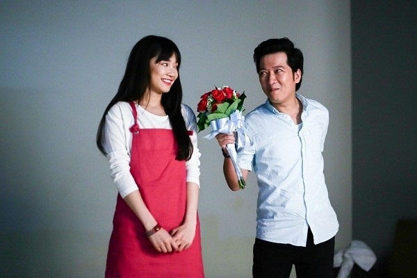 Top 10 c&acirc;u chuyện t&igrave;nh hot nhất l&agrave;ng giải tr&iacute; năm 2015