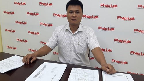 Anh Việt bức xúc trình bày với  Báo Pháp luật Việt Nam.