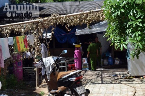 Cơ sở sản xuất các loại bánh mì ngọt Diệu Anh, tại tổ dân phố Trường Thọ Tây B, phường Trương Quang Trọng, TP Quảng Ngãi do Trần Văn Thưởng (SN 1982) quê ở tỉnh Thái Bình làm chủ.