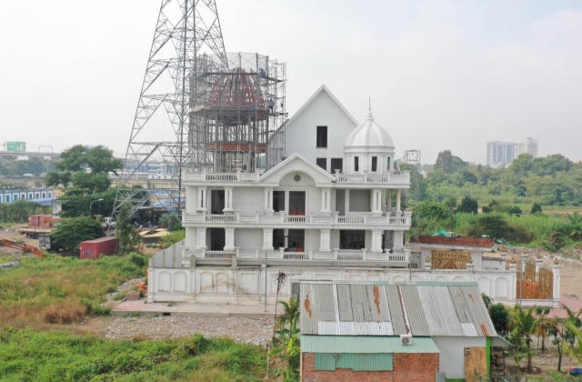 UBND phường Linh Trung có đang