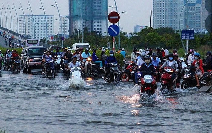 Nhiều nơi ở Bắc Bộ và Nam Bộ mưa to đến rất to