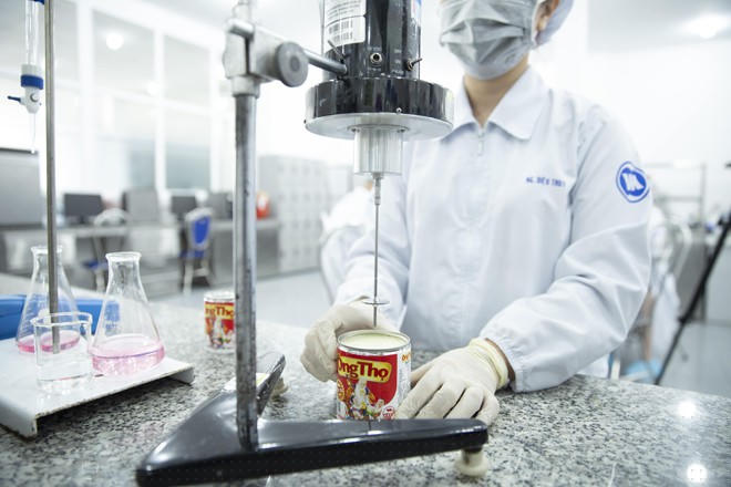 Lô sữa Vinamilk xuất cảng sang Trung Quốc, tin vui cho ngành sữa giữa đại dịch - ảnh 7