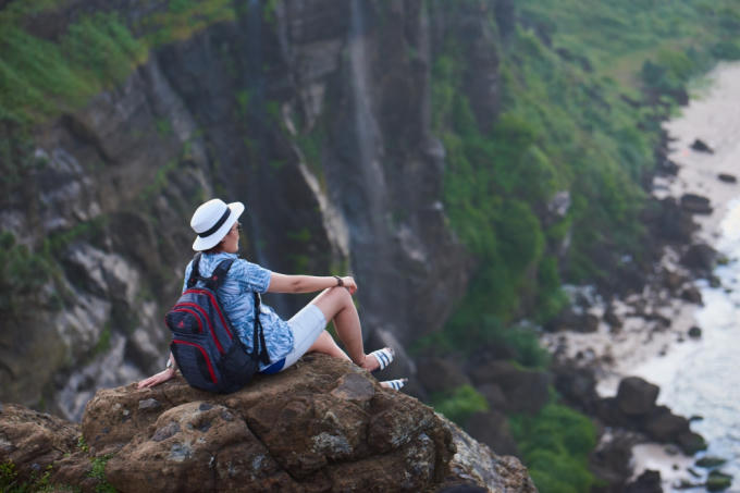 M&atilde;n nh&atilde;n với khung cảnh Việt Nam đẹp tuyệt vời trong MV mới của Vicky Nhung