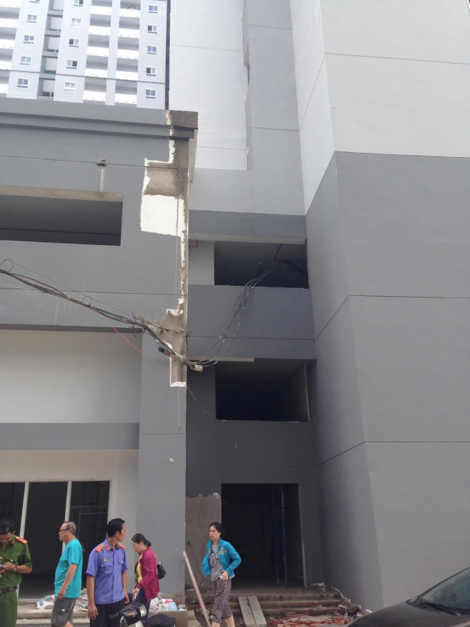 Quan sát bằng mắt thường, bất cứ ai cũng có thể thấy, đây là chung cư đang trong quá trình xây dựng.