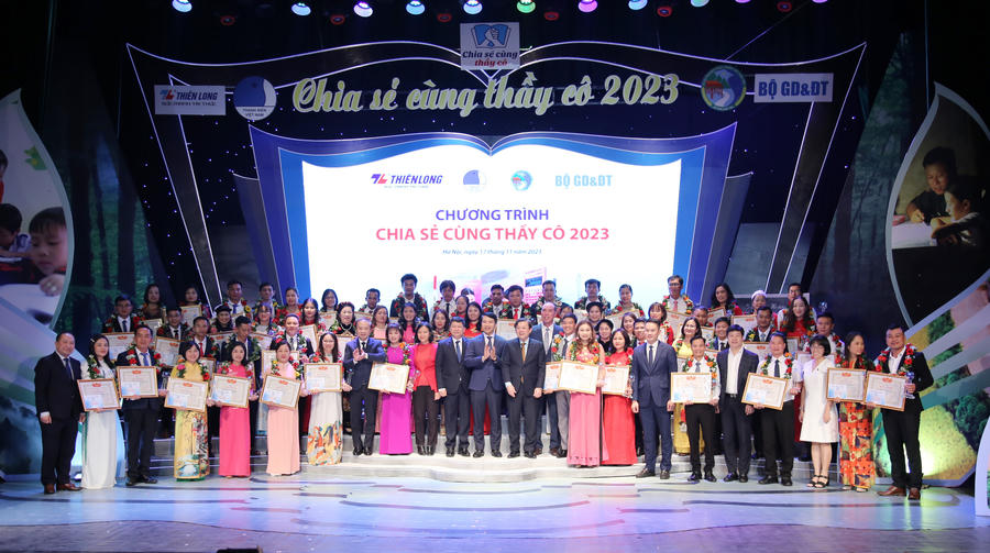 A9FAA9D7-B2A9-4FA8-973B-1D156737C2DA.