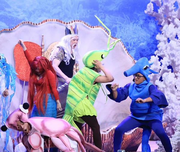 Câu chuyện tại Long cung với bộ ba diễn viên Chí Tài – Việt Hương – Thiên Vương. Ảnh: Internet