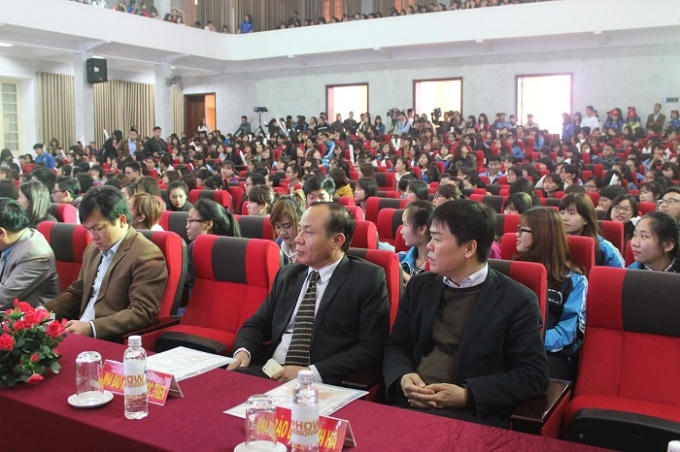 Ngày hội này thu hút hơn 2000 sinh viên từ các trường Đại học trên đại bàn thành phố Hà Nội. Ảnh: Nguyễn Thơm