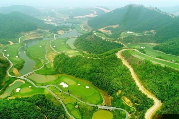 UBND tỉnh Hoà Binh duyệt quy hoạch dự án sân golf Hòa Bình – Geleximco trên diện tích hơn 140ha đất trồng rừng chưa đúng quyết định của Thủ tướng phê duyệt quy hoạch sân golf Việt Nam đến năm 2020