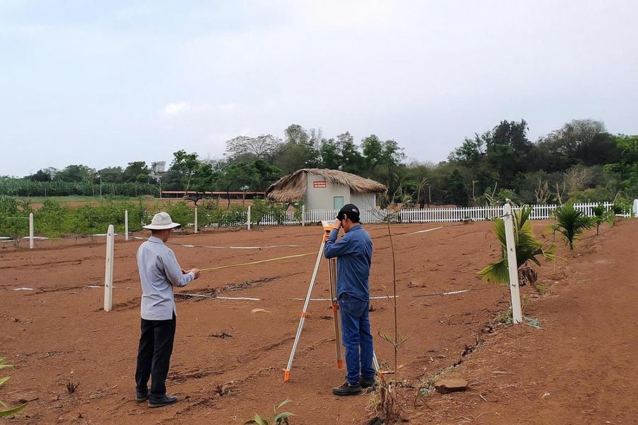 Bộ Tài chính đề xuất mức thu tiền sử dụng đất khi chuyển từ đất nông nghiệp sang đất ở (Ảnh minh họa: cafeF).