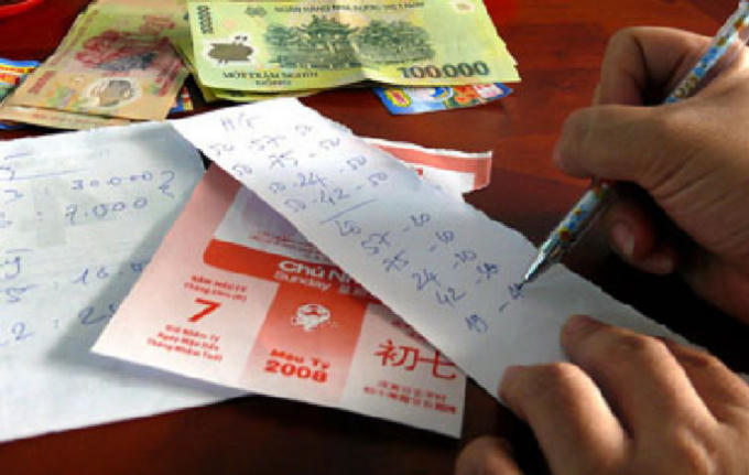 Đường dây lô đề do nữ Bí thư phường điều hành cùng chồng lên đến 4 tỷ đồng.