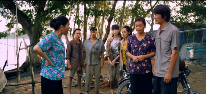 Gia đình Ngọc Trinh bị họ hàng, làng xóm khinh khi.