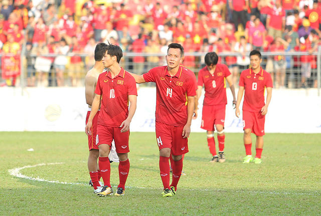 Công Phượng và đồng đội tan vỡ giấc mộng HCV SEA Games 29.