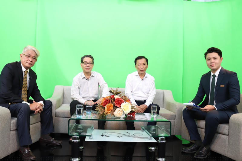 Các khách mời trong chương trình Tọa đàm.