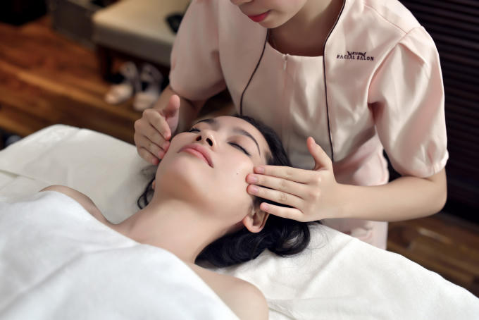 Tr&uacute;c Diễm trở lại showbiz đầy ngoạn mục c&ugrave;ng show &ldquo;The Fashion Voyage&rdquo;