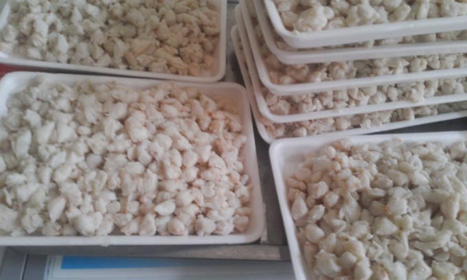 Thịt ghẹ giá siêu rẻ có giá từ 250.000-300.000 đồng được bán khá nhiều trên thị trường.