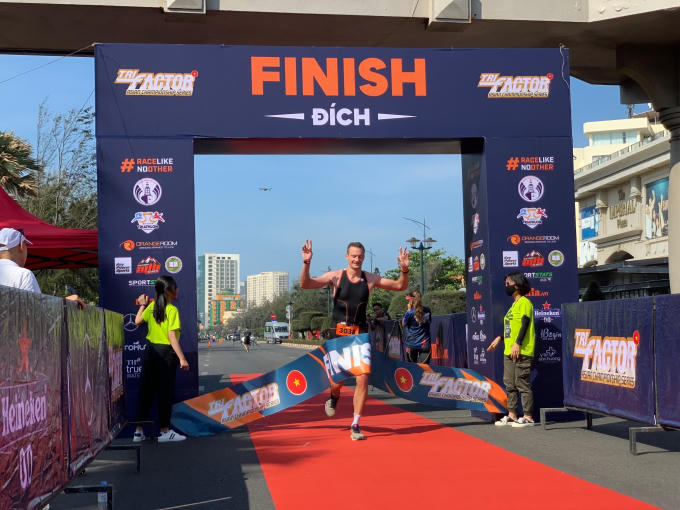 216E759A-2872-4820-A59F-875C177DC61A.