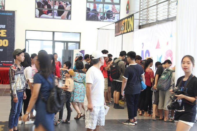 M&atilde;n nh&atilde;n với những sản phẩm c&ocirc;ng nghệ độc đ&aacute;o tại triển l&atilde;m &ldquo;Cơn lốc khoa học&rdquo;