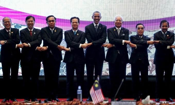 Tổng thống Mỹ cuàng lãnh đạo các nước Asean.  (Ảnh: ABS)