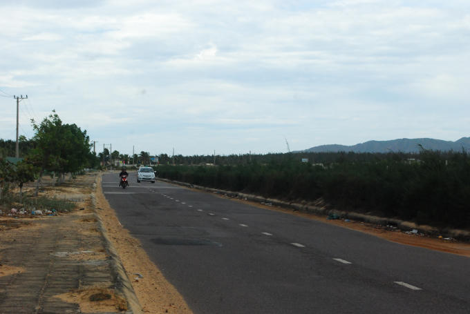 Đường vào khu du lịch FLC Quy Nhơn và Nhơn Hội.