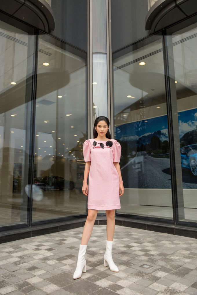 Nam Anh tự tin đón Valentine với đầm hồng điệu đà